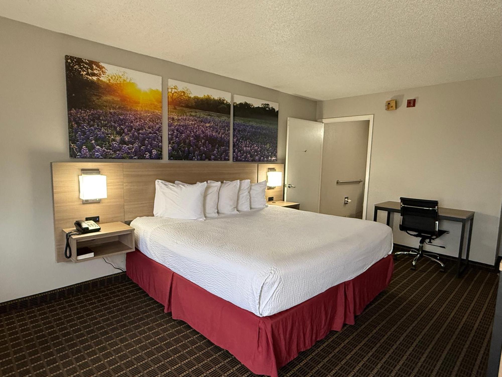 Days Inn By Wyndham San Antonio Interstate Hwy 35 North Exterior photo